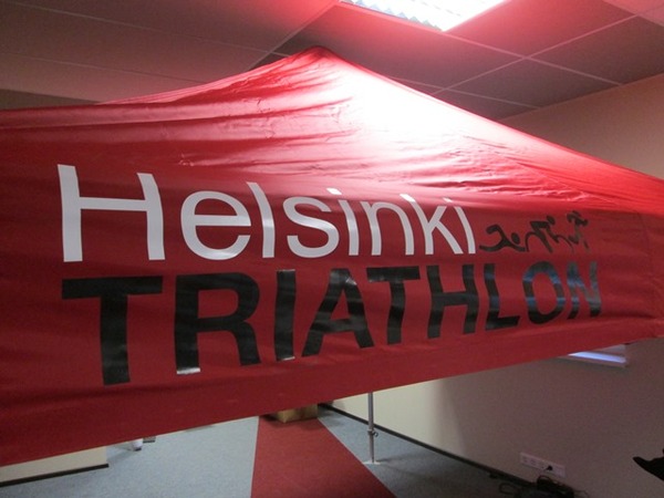 Termopainolla tehty logo Helsinki Triathlon