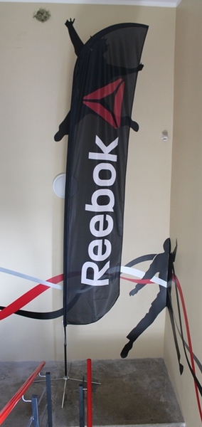 Tuulelipp Reebok