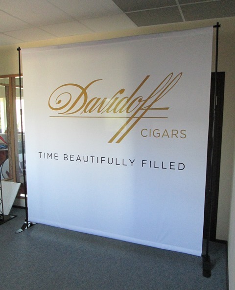 Teleskoopiteline Davidoff cigars